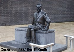 Statue of Harold Wilson outside the Post Office in Huyton Village